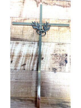 Silver Wedding Cross With Interlocking Rings & Dove Design Wall Décor
